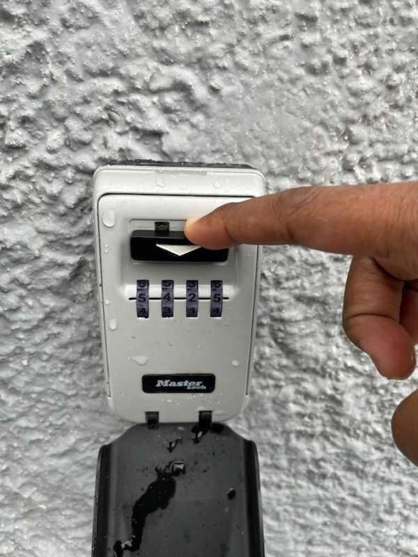 Suite #B, Industrial Styling, Ac Halifax Luaran gambar