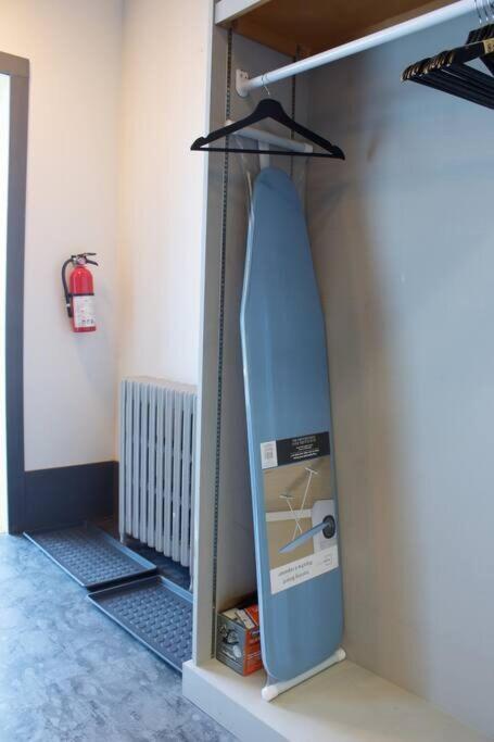 Suite #B, Industrial Styling, Ac Halifax Luaran gambar